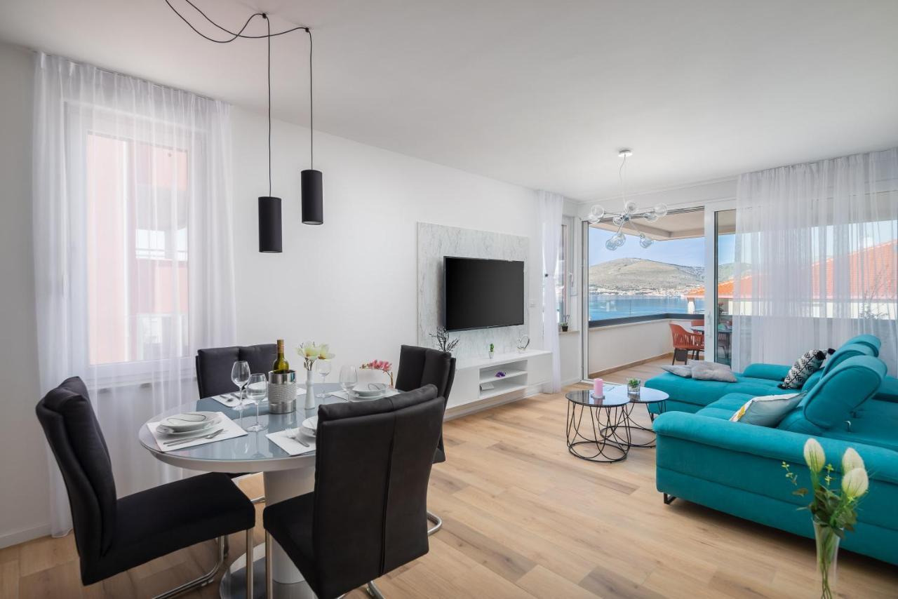 Apartment Alegria In Okrug With Heated Pool, Sea View, Jacuzzi, Wifi Τρογκίρ Εξωτερικό φωτογραφία