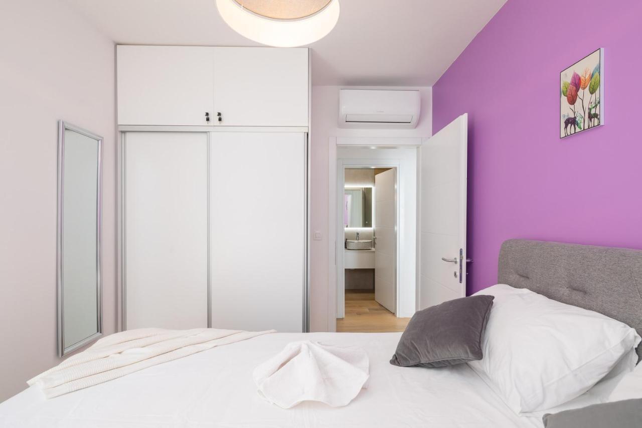Apartment Alegria In Okrug With Heated Pool, Sea View, Jacuzzi, Wifi Τρογκίρ Εξωτερικό φωτογραφία